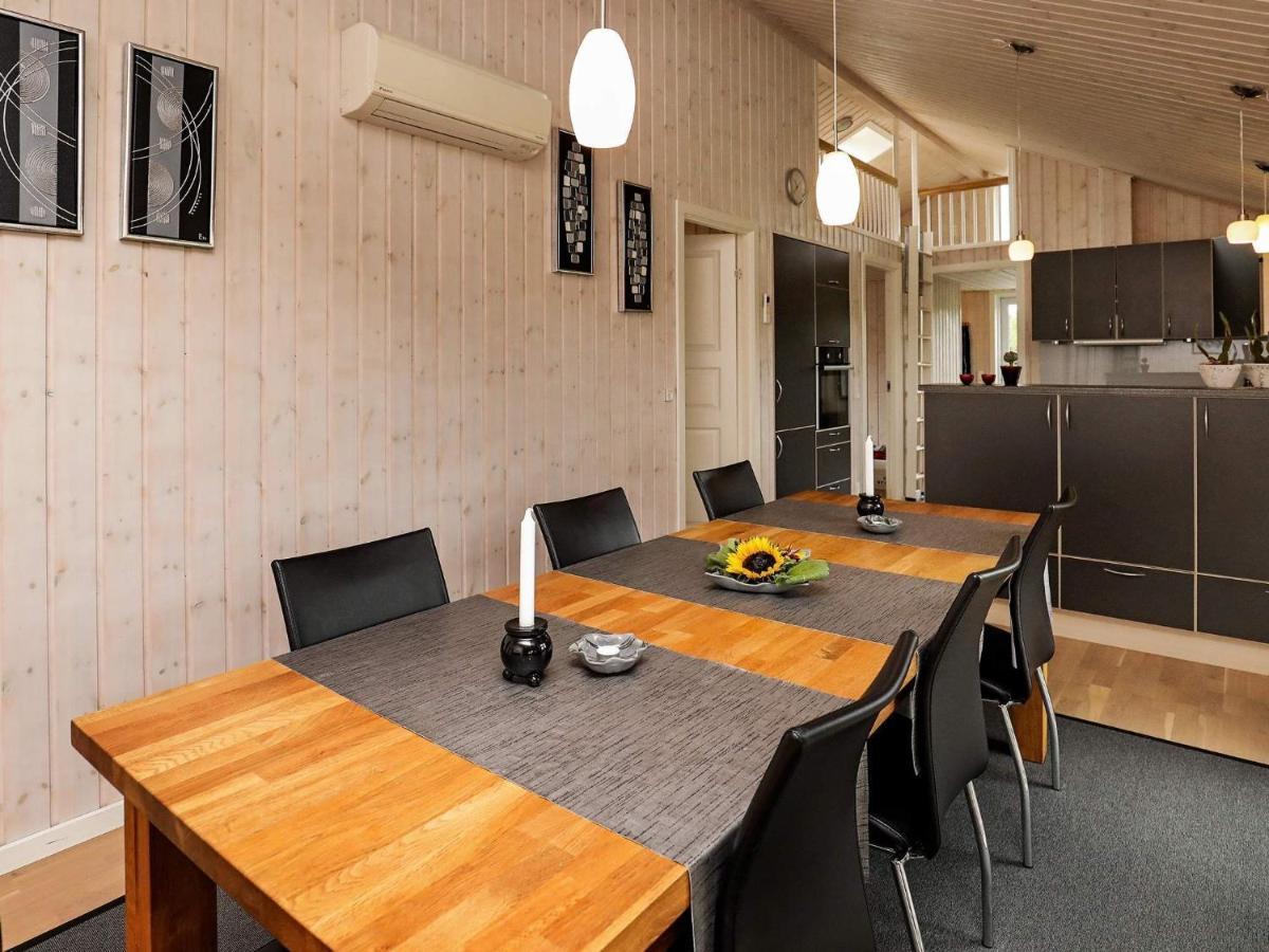 8 Person Holiday Home In Fjerritslev Exterior photo