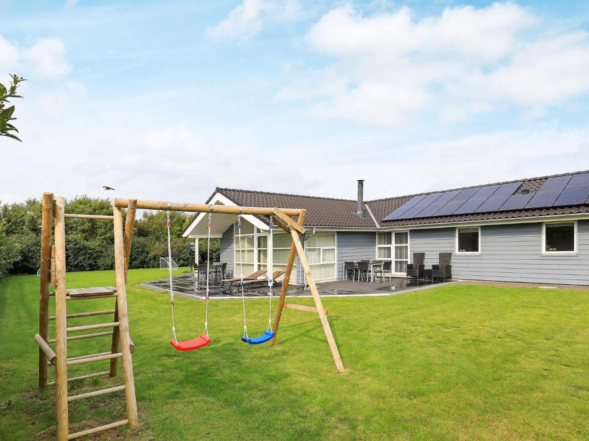 8 Person Holiday Home In Fjerritslev Exterior photo